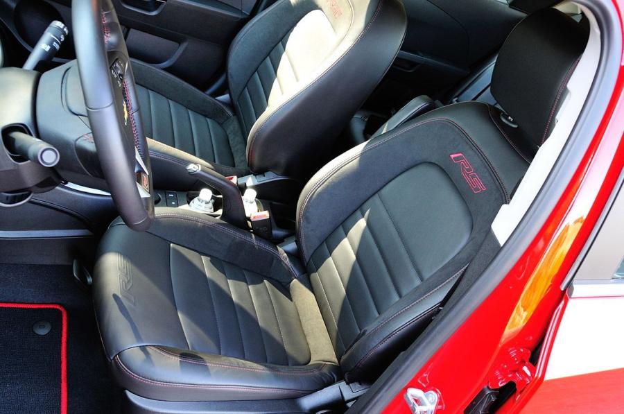  Chevrolet Sonic RS 2013 года  (фото 19 из 55)